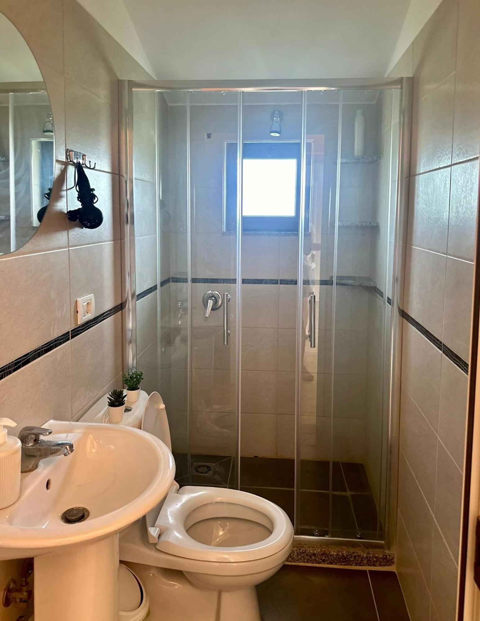 Hotel Villa Ballkan Grilë Екстериор снимка